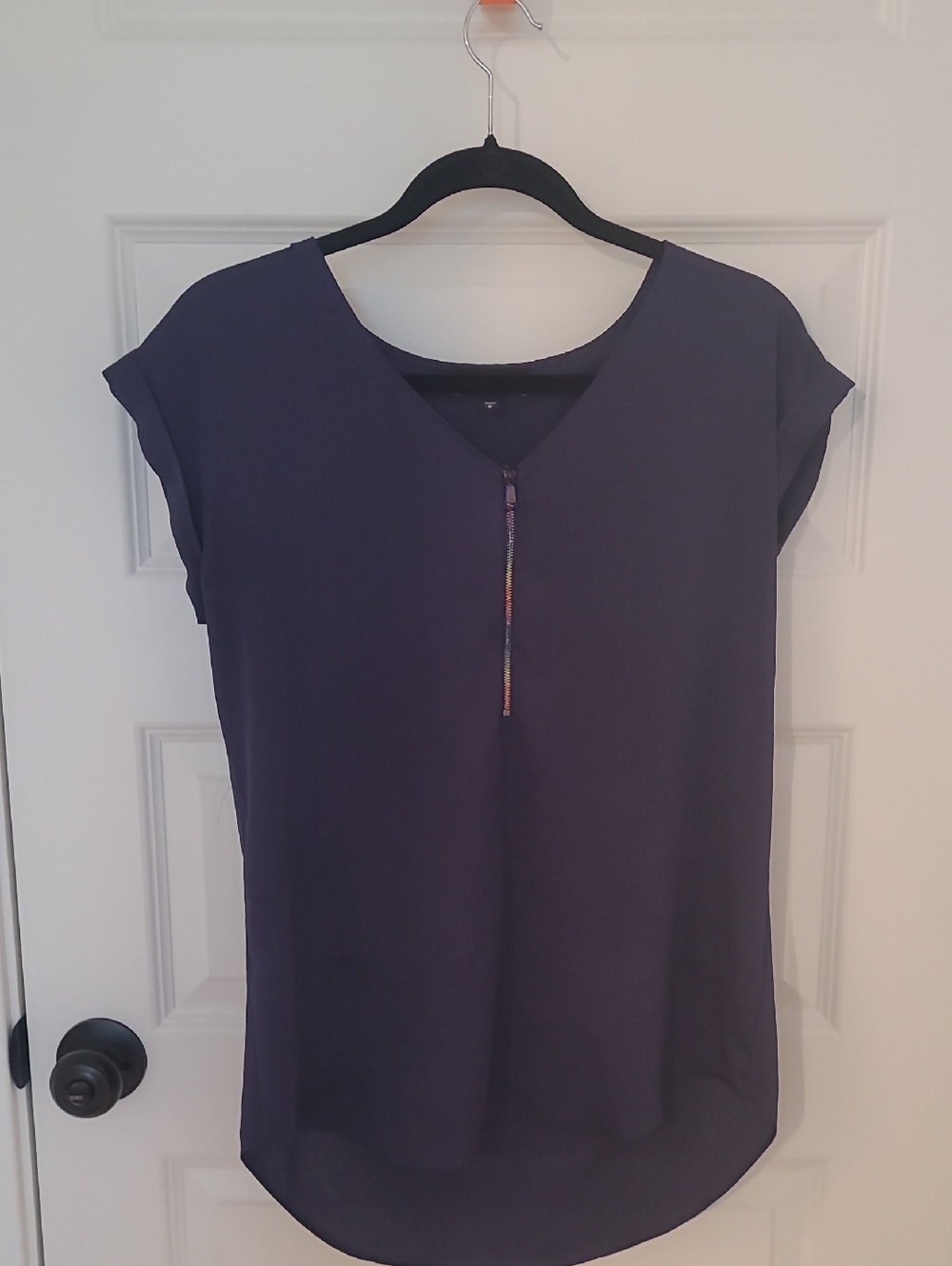 Express Dark Navy Short Sleeve V-Neck Top with Decorative Zipper